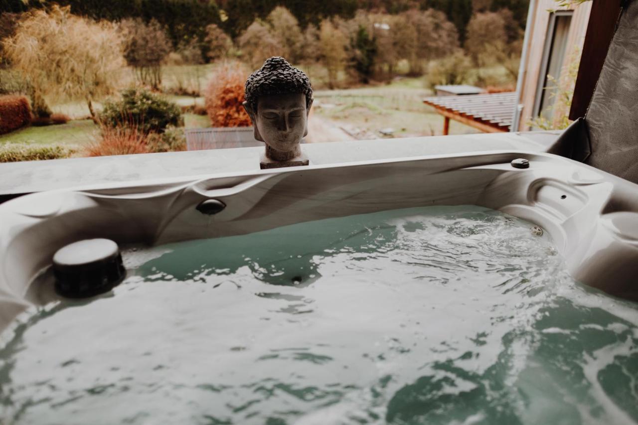 At Home - Jacuzzi Privatif Gesves エクステリア 写真