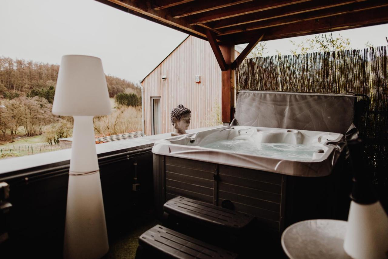 At Home - Jacuzzi Privatif Gesves エクステリア 写真