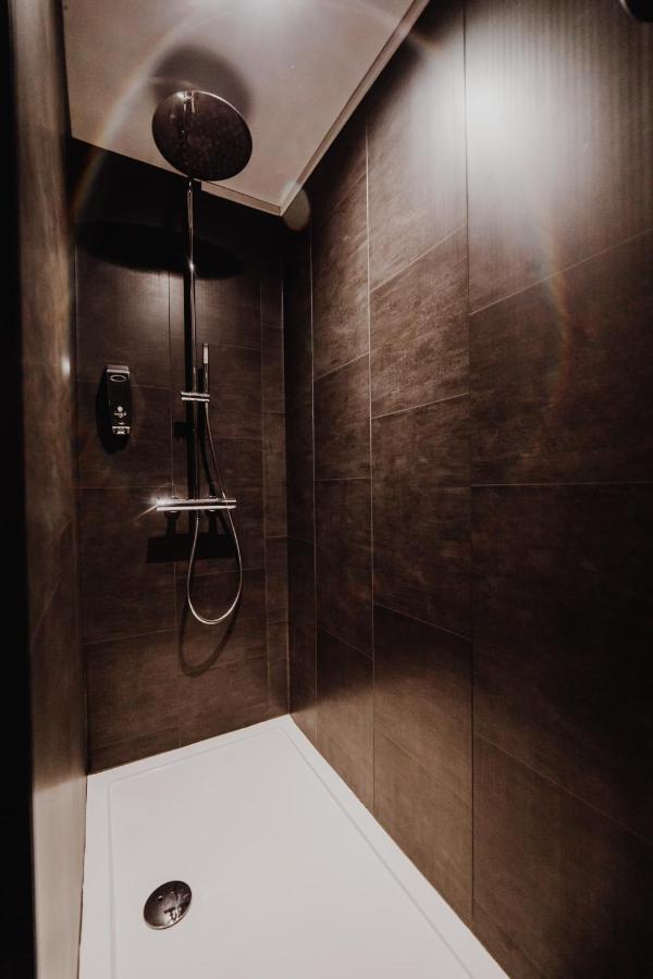 At Home - Jacuzzi Privatif Gesves エクステリア 写真